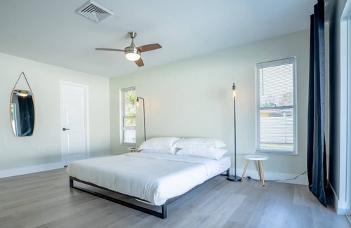 Braden River Casa | Beautiful Villa w/ a Private Pool near Siesta Key