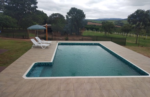Sao Pedro Cabaña | Beautiful villa with pool in São Pedro-SP
