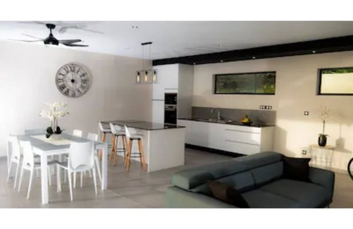 Bouillante Villa | Beautiful villa with sea view and Cousteau reserve with mirror pool 5*****