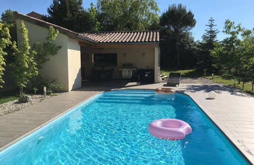 Marches Casa | Hermosa villa con piscina a los pies de los vercors
