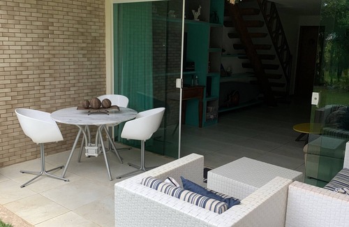Itacimirim Casa | ¡Lindo Village !! Triplex, 4 suites, piscina con rayas, 200 mt de la playa de la Espera
