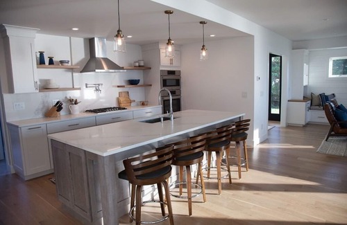 North Truro Casa | Beautiful water views! Fabulously modern, clean lines and attention to detail!!