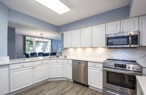 St. Petersburg Condominio | ¡NUEVO EN HOMEAWAY! 2BR, unidad de condominio de 2 baños en la tranquila bahía de Boca Ciega