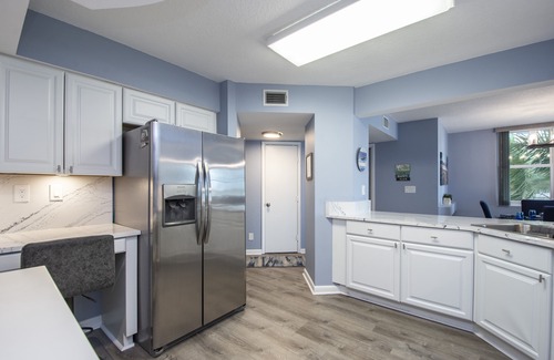 St. Petersburg Condominio | ¡NUEVO EN HOMEAWAY! 2BR, unidad de condominio de 2 baños en la tranquila bahía de Boca Ciega