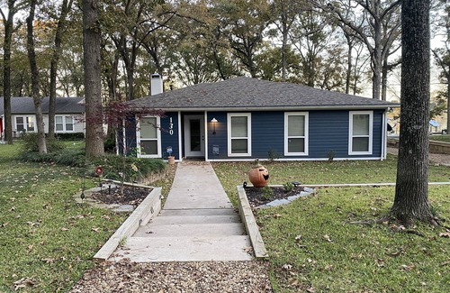 Wills Point Casa | Beautiful waterfront lake house!
