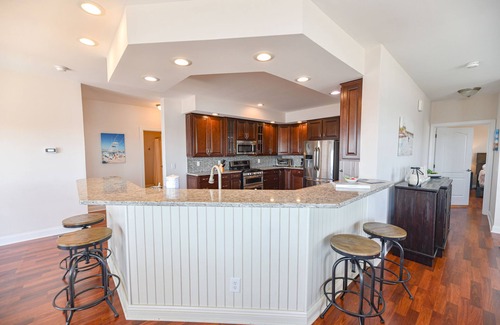 Long Neck Casa | Waterfront Family Vacation (Unidad 547) 3 Bed / 3 Bath Home!