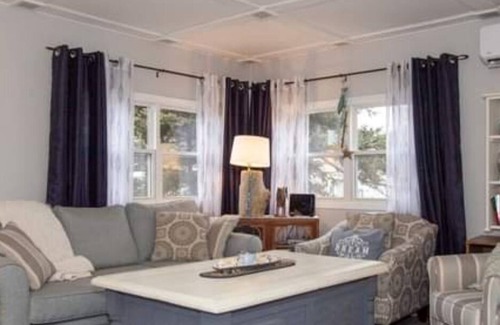 Tidnish Bridge Cabaña | Beautiful Waterview 2 Bedroom Cottage