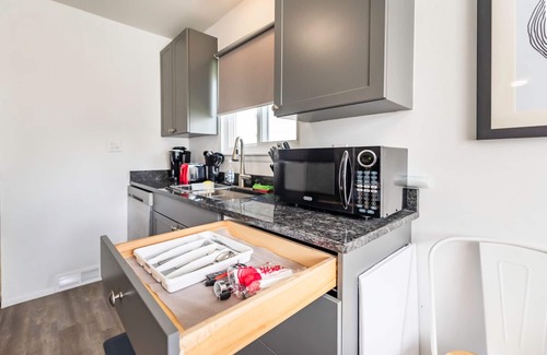 Ferndale Casa | Hermoso, bien designado 3BR en Ferndale!