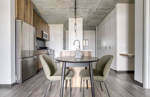 Near West Side Apartamento | Beautiful West Loop Jr 1BR w/ Gym, near Fulton Market, by Blueground