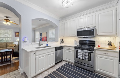 Fort Worth Cultural District Casa | Beautifully Appointed Home in the Heart of Fort Worth!