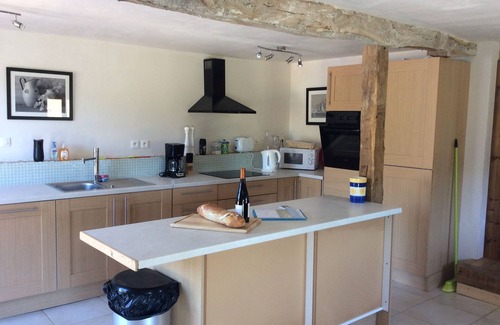 Chassenon Casa | Granero bellamente convertido ideal para parejas de 2/6 personas o familias, golf, ciclismo