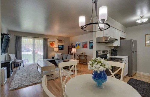 Verona Apartamento | Beautifully decorated apartment 120 Berkley #4