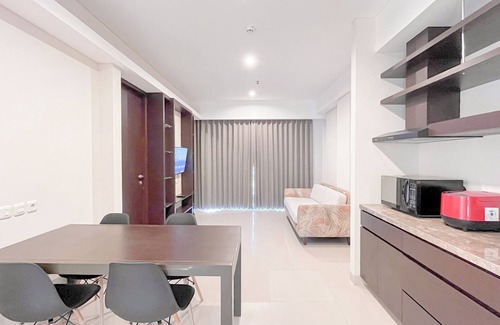 By Pass Ngurah Rai Apartamento | Beautifully Designed 2BR (No Kitchen) Apartment at Skales Residence Nusa Dua Bali