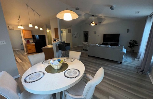Greensboro Casa | Beautifully Designed & Luxurious