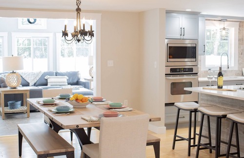 Centerville Casa | Beautifully furnished Barnstable home in the “center” of the action!