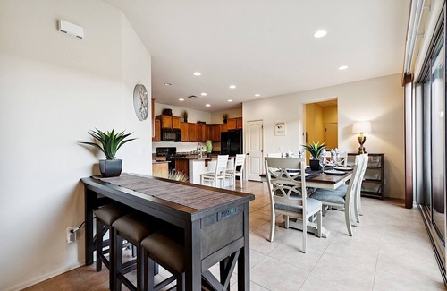 Power Ranch Casa | Beautifully Furnished Home in Power Ranch ~ Steps away from Community Pool & Spa