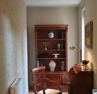 Barri Vell Apartamento | Beautifully furnished luxury apartment in Barri Vell, Girona
