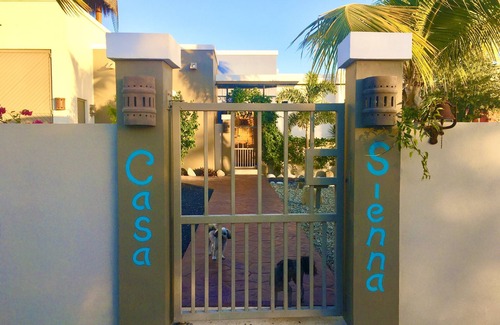 Los Barriles Casa | Hermoso entorno privado, piscina, patio privado, patio privado para autocaravanas cubierto con palapa