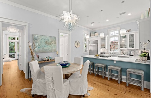 Watercolor Casa | Beautifully renovated and refined cottage with private pool