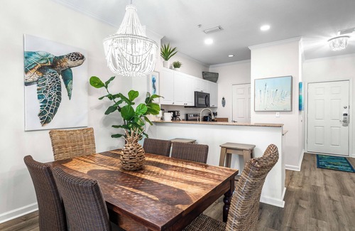 Frangista Beach Condominio | Beautifully remodeled condo with 3 minute walk to private, deeded beach!