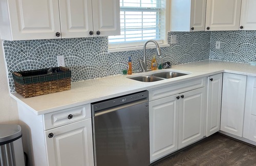 Galveston Casa | Hermosa casa en el canal a pocos pasos de la playa! Se admiten mascotas, WIFI gratuito