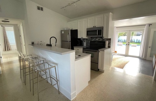 South Middle River Casa | Beautifully renovated PRIVATE home w/ NEW pool!