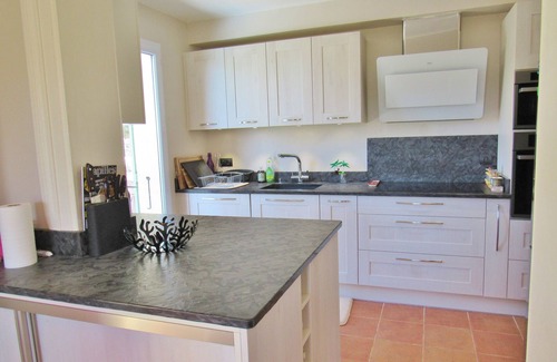 Draguignan Casa | Beautifully renovated Mediterranean house with a perfect view and pool