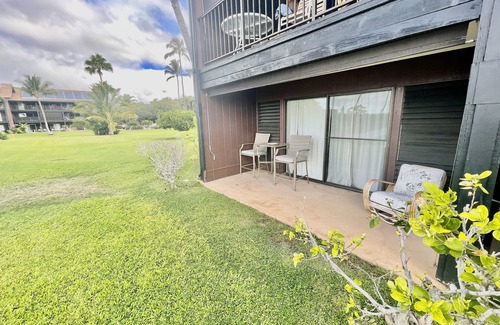 Kaunakakai Condominio | Beautifully Renovated Beachfront Condo