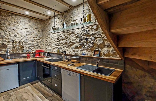 Lunac Casa | Beautifully renovated barn