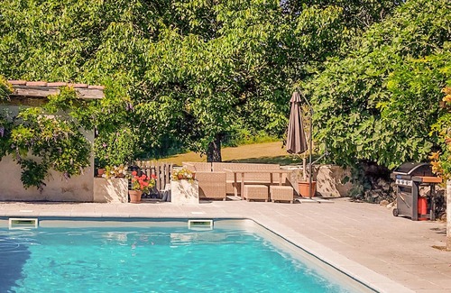 Lunac Casa | Beautifully renovated barn