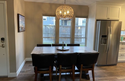 Sailhouse Condominio | Beautifully renovated Bay View Escape!