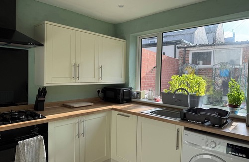 Gosforth Casa | Beautifully restored Georgian home: 3 large bedrooms and 2 bathrooms - sleeps 8
