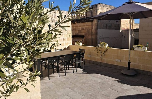 Birgu Casa | casa de carácter bellamente restaurada en un entorno histórico