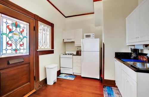 Downtown San Diego Casa | Beautifully Restored Downtown Victorian