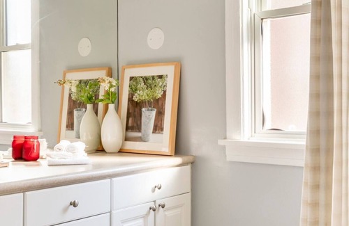 South Evanston Apartamento | Beautifully Styled Apartment in South East Evanston