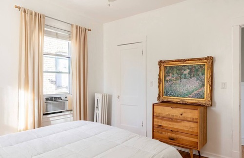 South Evanston Apartamento | Beautifully Styled Apartment in South East Evanston