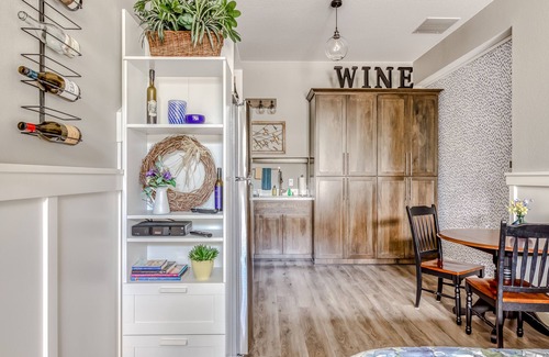 McMinnville Apartamento | Beautifully-updated, ground floor studio with a kitchenette, & free WiFi