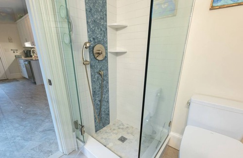 Newburyport Casa | Beautifully updated Victorian in downtown historic Newburyport