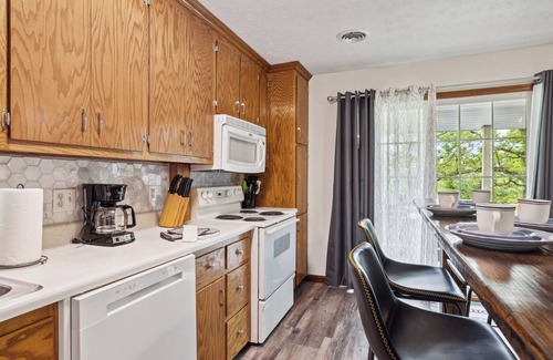 Sevierville Cabaña | Beautifully Updated Home Ready for You