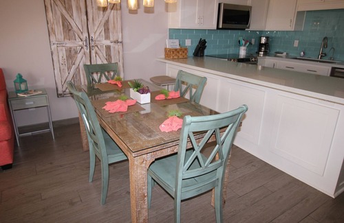 South Padre Island Condominio | Beautifully Remodeled Condo in the Perfect Beachfront Location