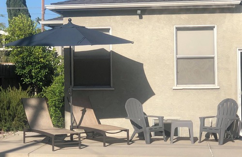 Toluca Woods Casa | Beauty and Grace 1938 One Bedroom