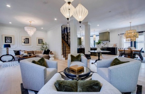 Eighth Avenue Casa | Beauty on Beech HGTV Featured Designer Home