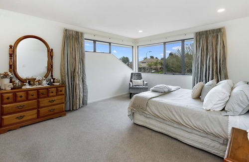 Hamilton Casa | Beautyfull 367 sqm house double storey house