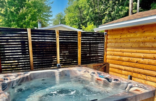 Lansing Cabina | Beaver Cabin