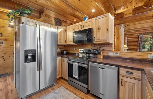 Custer Cabina | Beaver Creek Lodge, Secluded