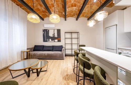 El Baix Guinardo Apartamento | BeBarceloner Eixample Apartments- 4 bedrooms