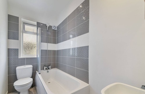 Downham Casa | Lewisham Guest House in London