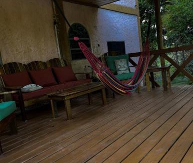 Crooked Tree Cama Y Desayuno | Becks Bed & Breakfast