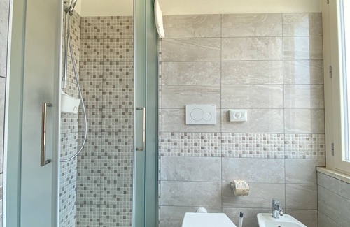 Rivazzurra Casa | bed and book