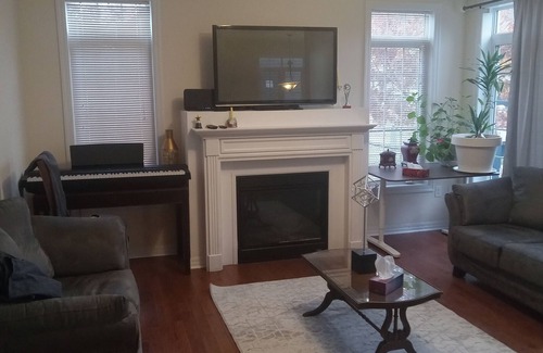 Collingwood Casa | Bed and Break fast home in Collingwood for 6 people